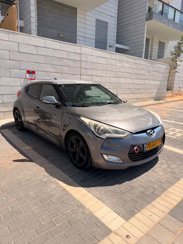 יונדאי ולוסטר