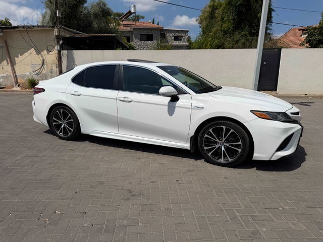 מודעת רכב טויוטה קאמרי