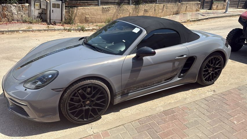 פורשה 718