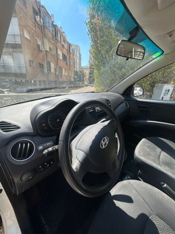 יונדאי i10
