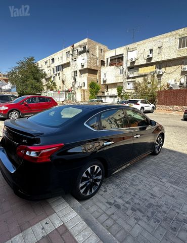 ניסאן סנטרה