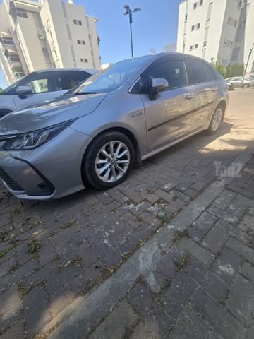 מודעת רכב טויוטה קורולה