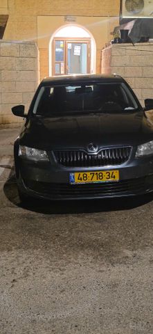 סקודה אוקטביה