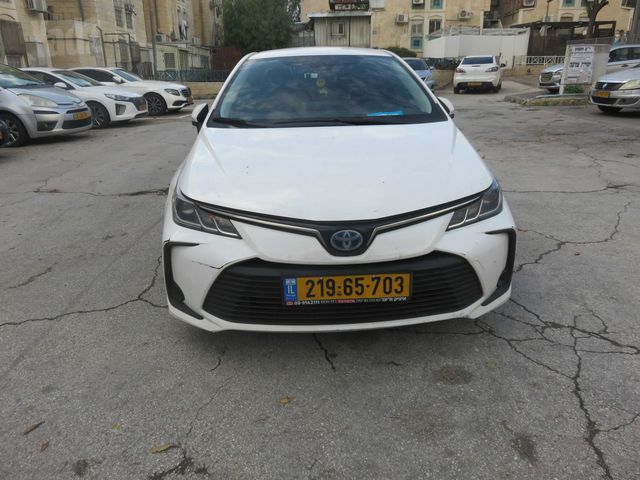 מודעת רכב טויוטה קורולה