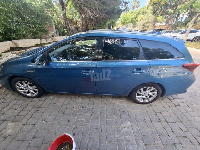 מודעת רכב טויוטה אוריס