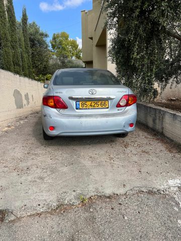 טויוטה קורולה