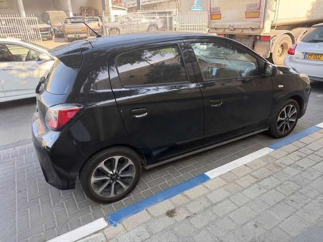 מיצובישי ספייס סטאר