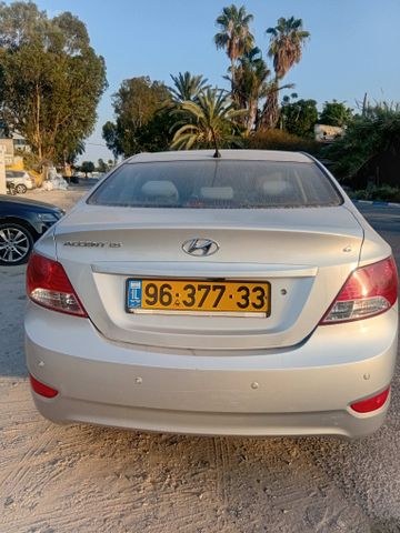 יונדאי אקסנט i25