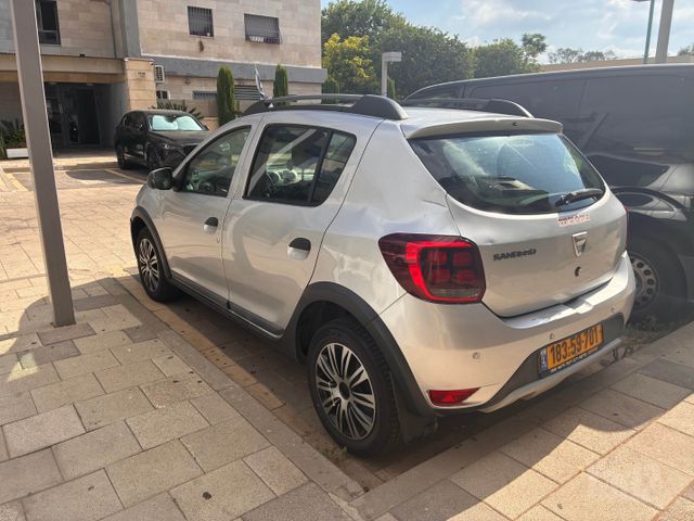 דאצ'יה סנדרו