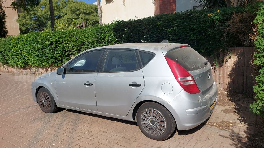 יונדאי i30