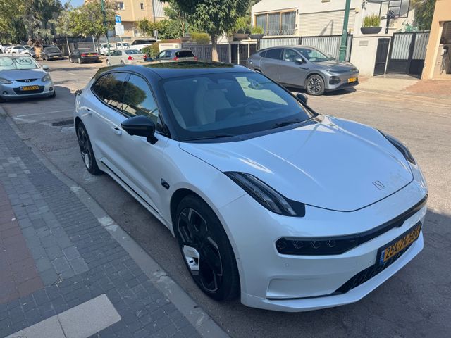 זיקר 001