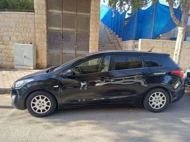 יונדאי i30