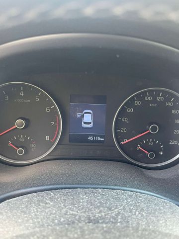 קיה סטוניק