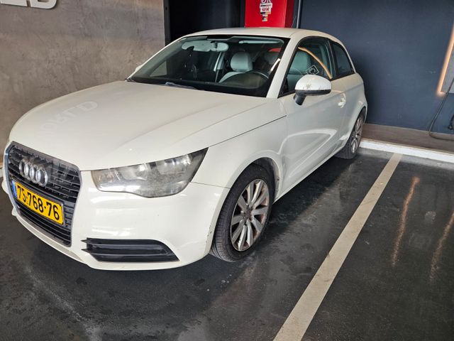 אאודי A1