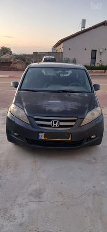 הונדה FR-V