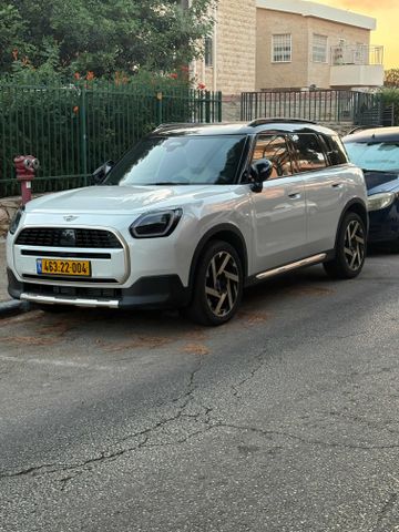 מודעת רכב מיני קאנטרימן