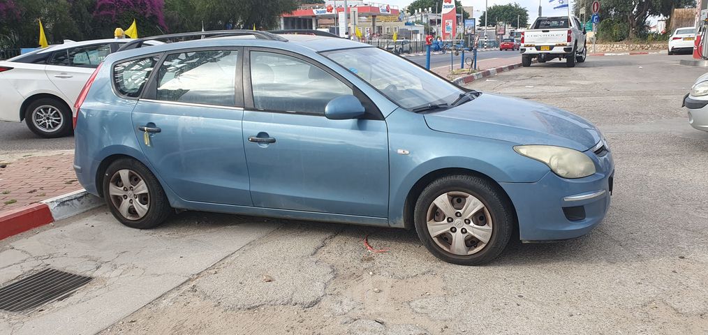 יונדאי i30