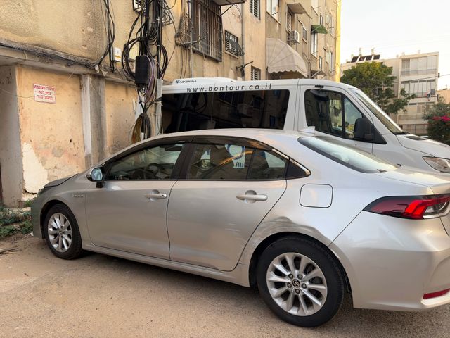 טויוטה קורולה