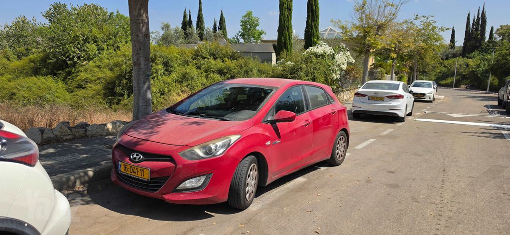 יונדאי i30