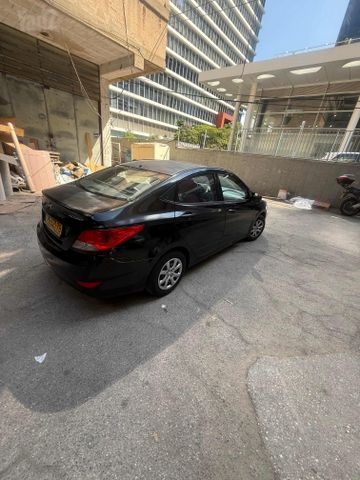 יונדאי אקסנט i25