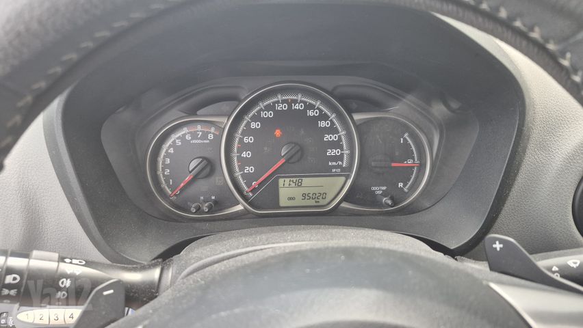 טויוטה יאריס