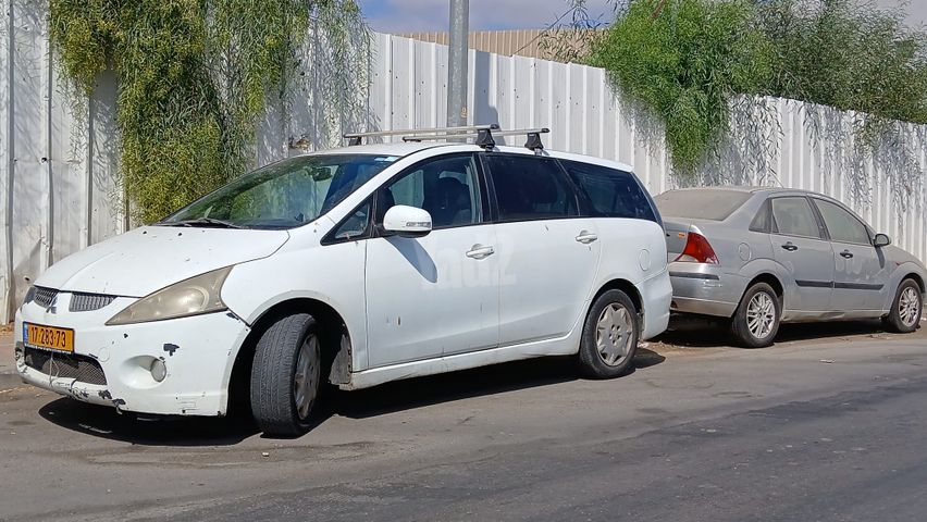 מודעת רכב מיצובישי גרנדיס