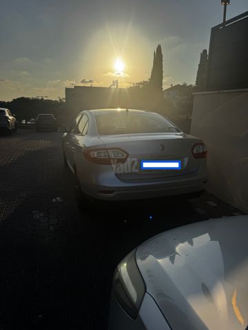 רנו פלואנס
