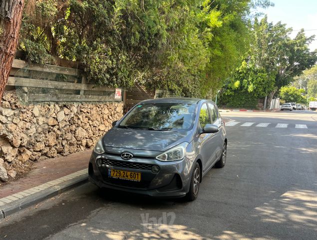 יונדאי i10