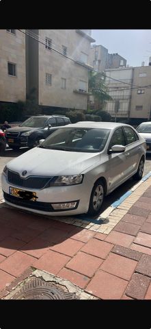 מודעת רכב סקודה ראפיד
