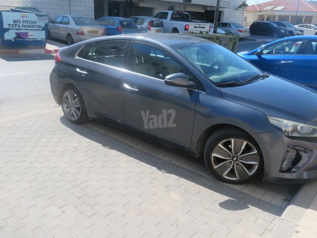 יונדאי איוניק