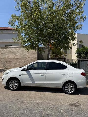 מיצובישי אטראז'