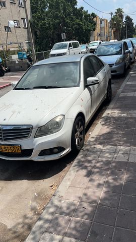 מרצדס-בנץ C-class