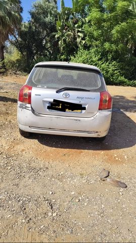 טויוטה קורולה