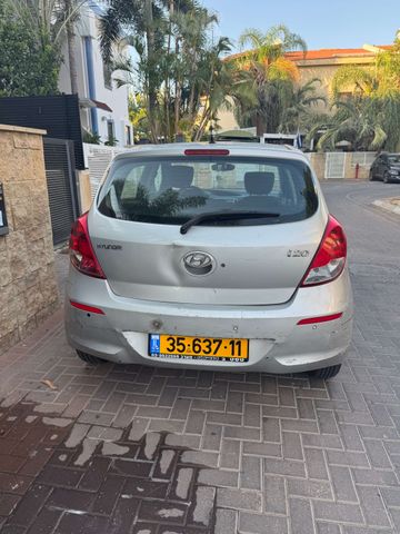 מודעת רכב יונדאי i20