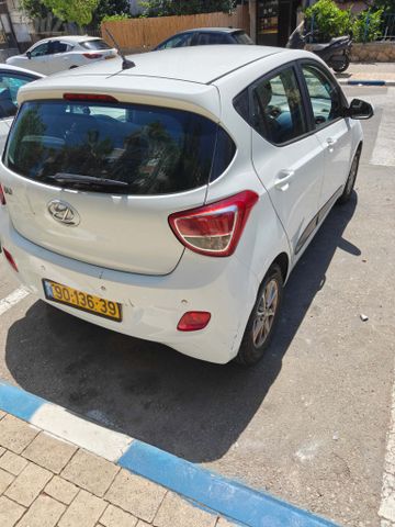 יונדאי i10