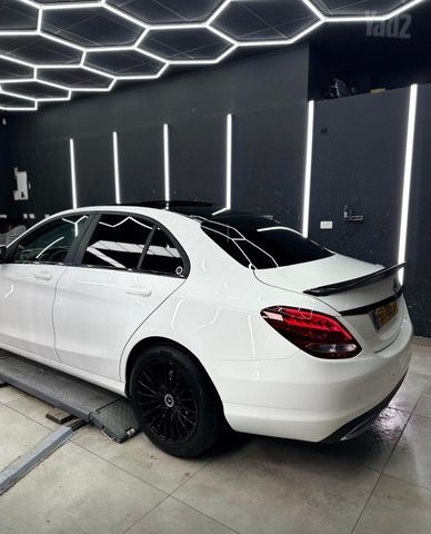 מרצדס-בנץ C-class