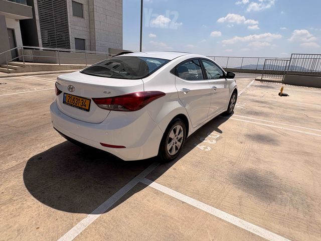 יונדאי I35
