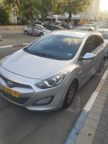 יונדאי i30