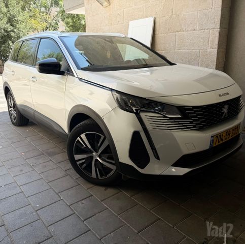 פיג'ו 5008