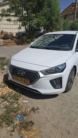 יונדאי איוניק