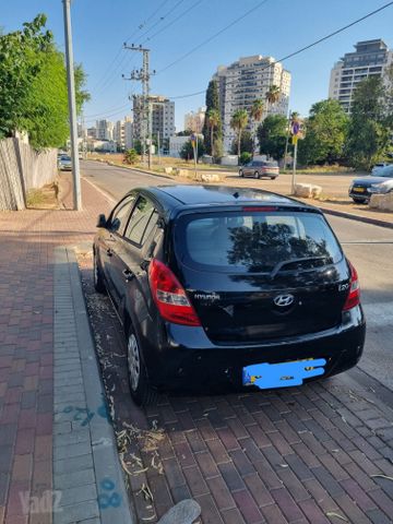 יונדאי i20