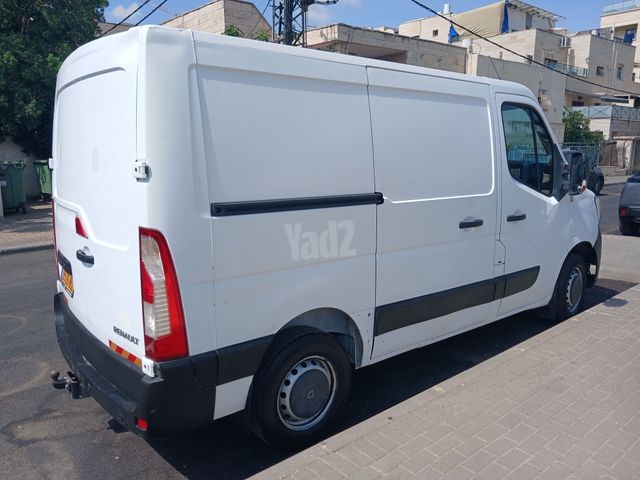 רנו מאסטר