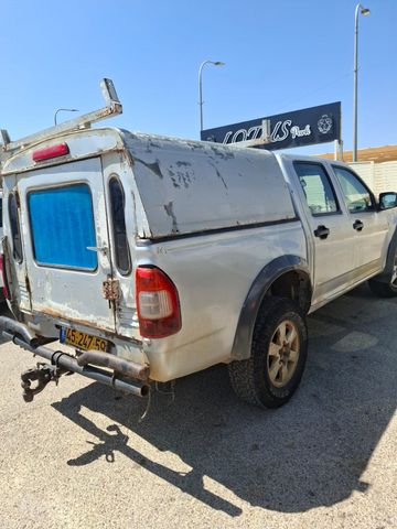 מודעת רכב איסוזו די-מקס