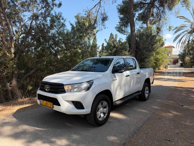 מודעת רכב טויוטה היילקס