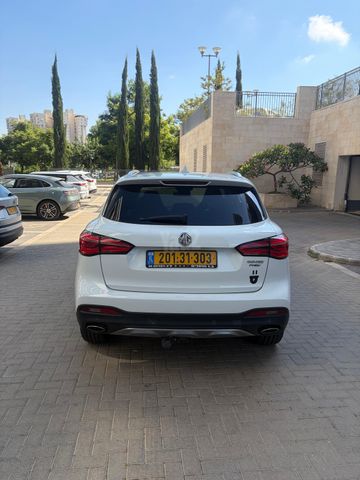 אם ג'י EHS PHEV