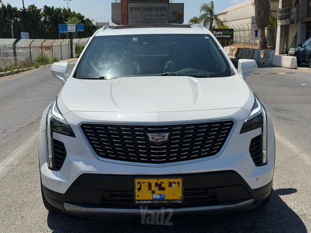 קאדילק XT4