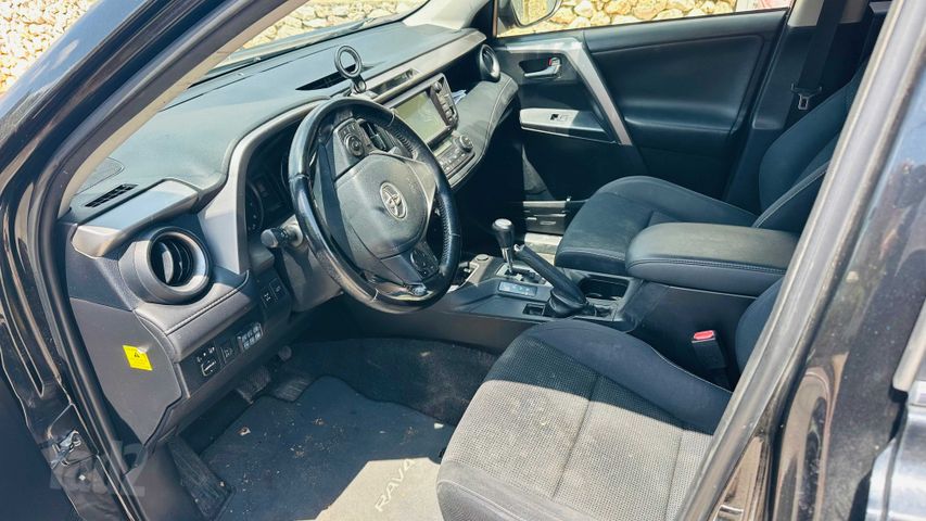 טויוטה RAV4