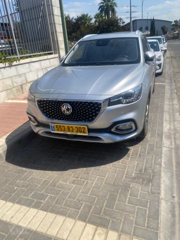 מודעת רכב אם ג'י EHS PHEV