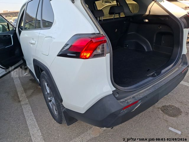 טויוטה RAV4