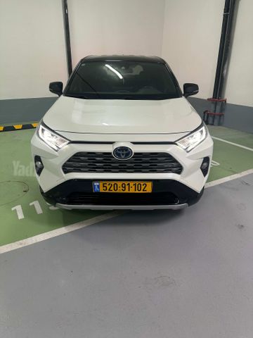 טויוטה RAV4